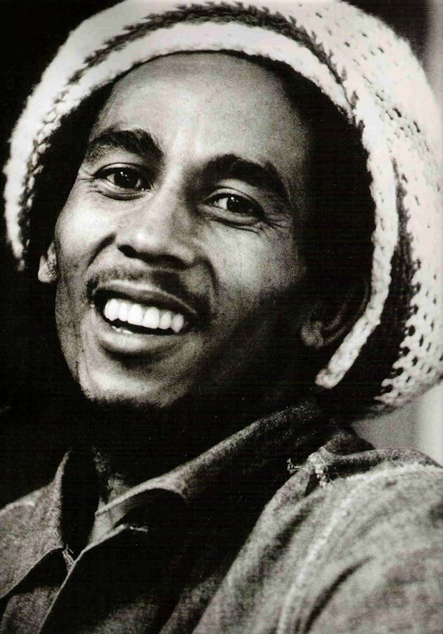 Who the cap fit - Bob Marley (LYRICS/LETRA) (Reggae) 