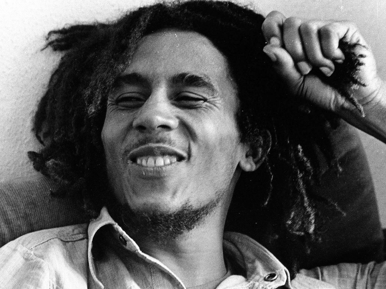 Who the cap fit - Bob Marley (LYRICS/LETRA) (Reggae) 